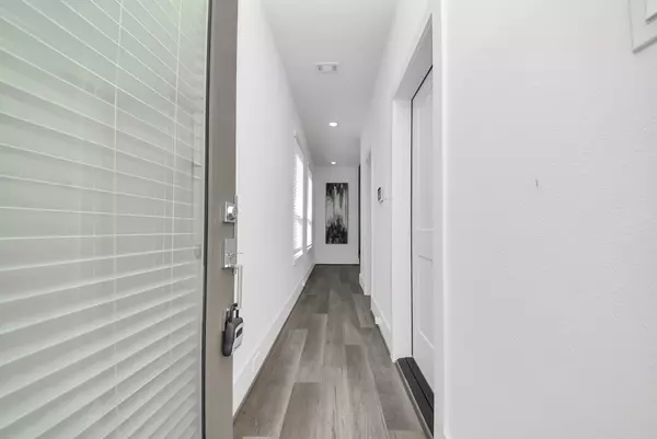 Houston, TX 77088,7502 Carver RD #A