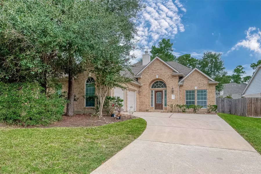14 Pomerelle PL, The Woodlands, TX 77382