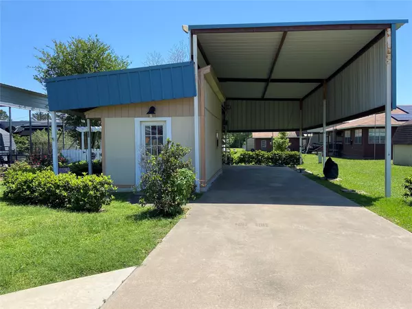 Livingston, TX 77351,124 Wren