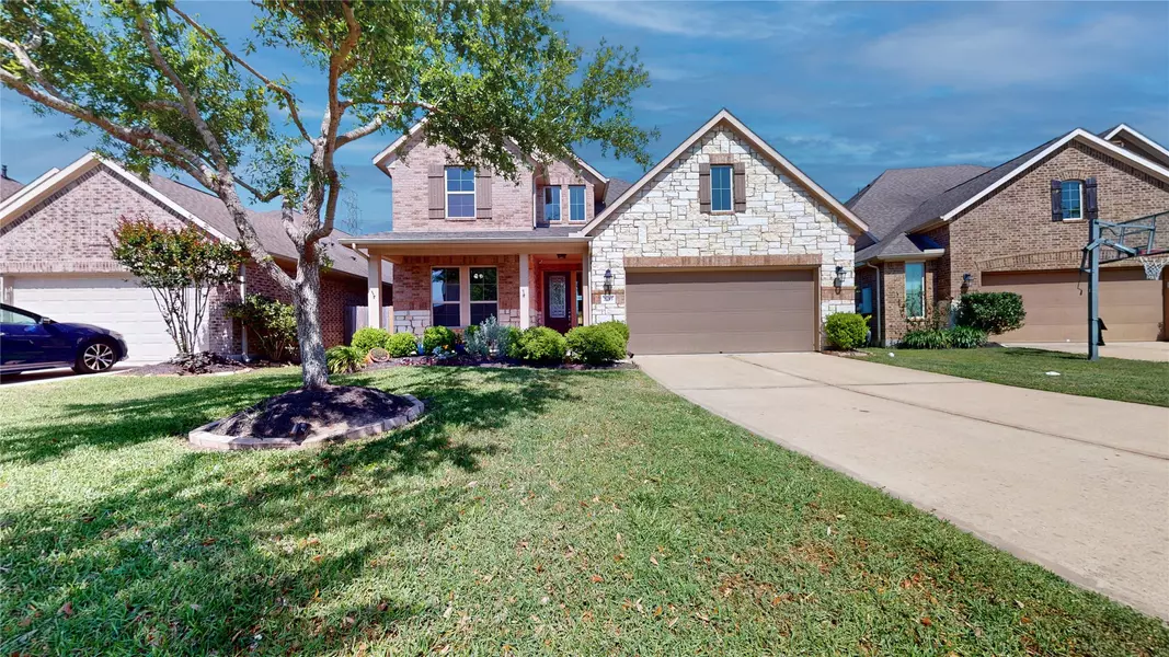2135 Llerena LN, League City, TX 77573