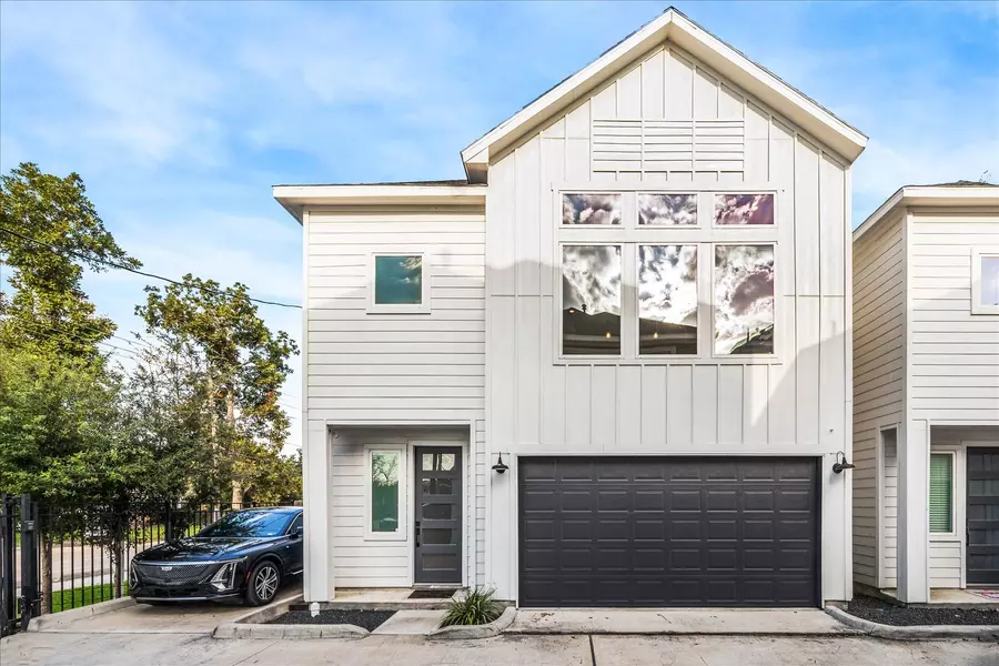 105 W Whitney ST #A, Houston, TX 77018