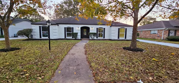 18630 Prince William LN, Houston, TX 77058