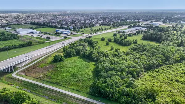 Pearland, TX 77584,3901 Magnolia Pkwy