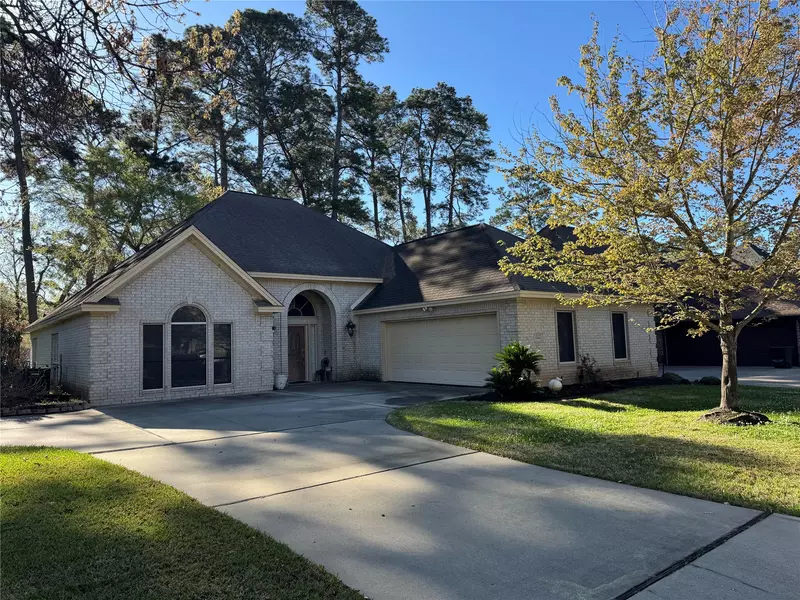 3314 Lake Island DR, Montgomery, TX 77356
