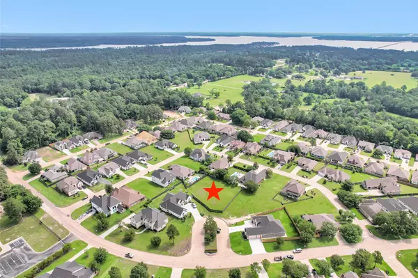 Montgomery, TX 77356,319 Bentwood CT