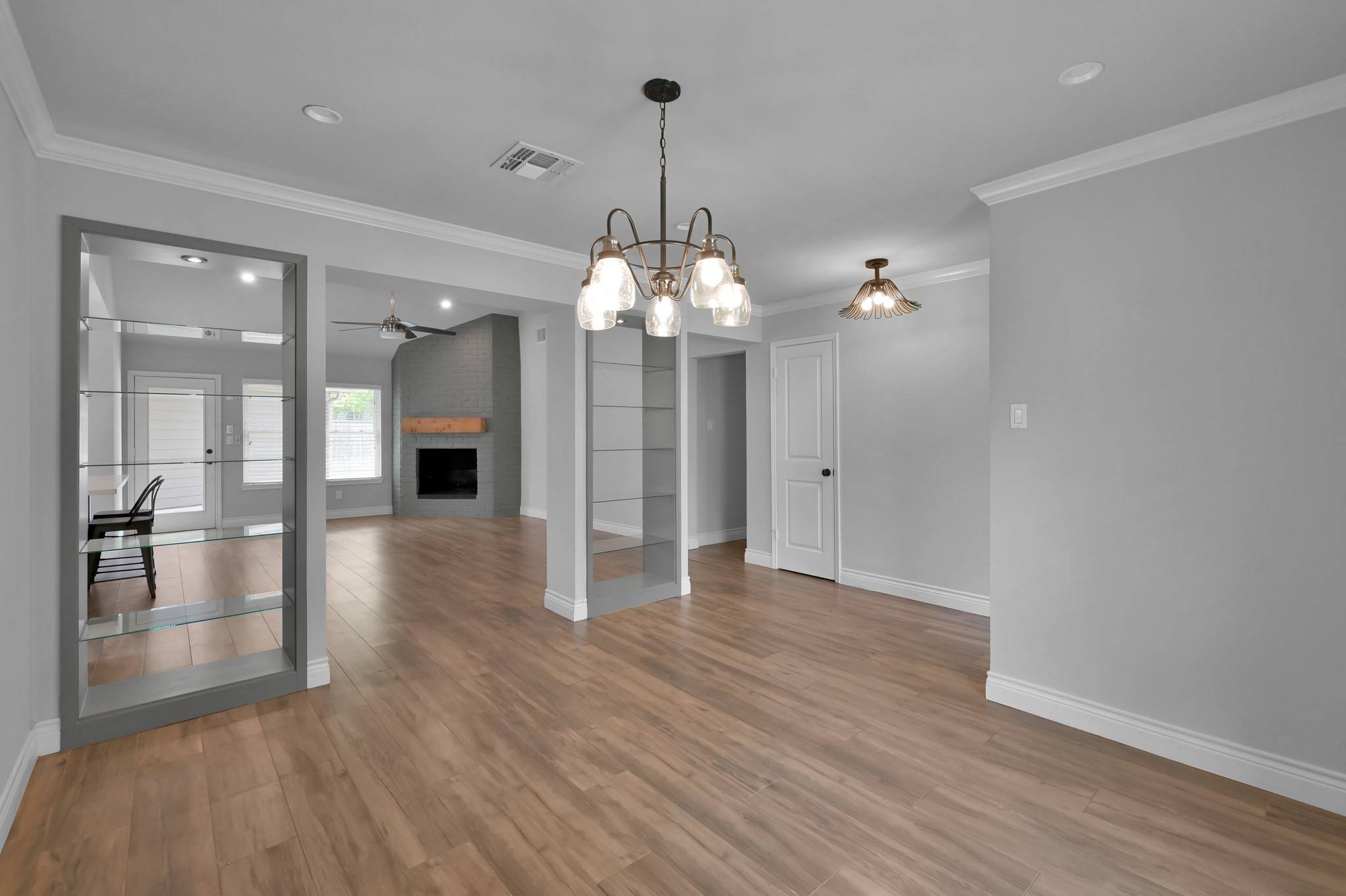 Houston, TX 77043,2806 Triway LN