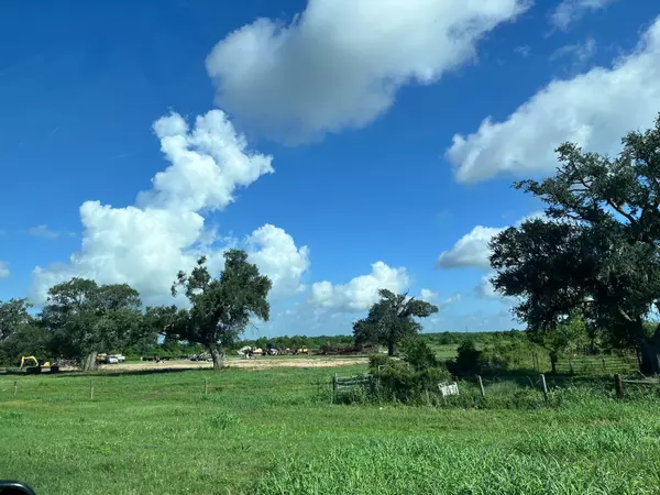 Angleton, TX 77515,8214 TX  35