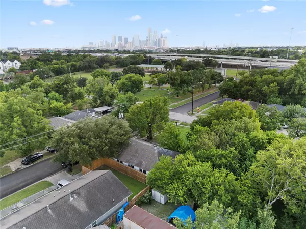 Houston, TX 77026,3207 Sumpter ST