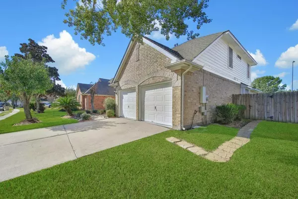 Stafford, TX 77477,522 Jays LN