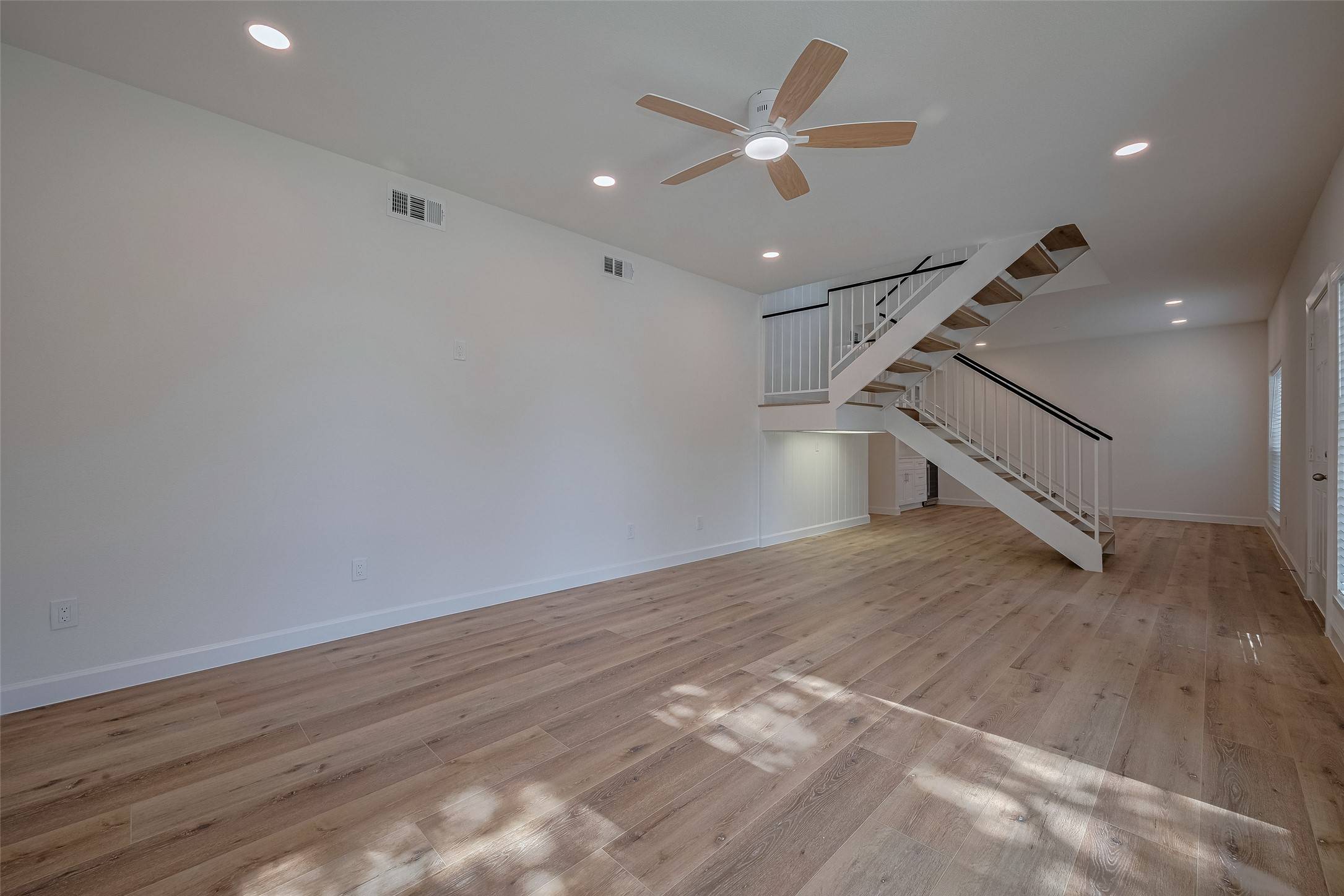 Houston, TX 77057,1115 Augusta DR #2