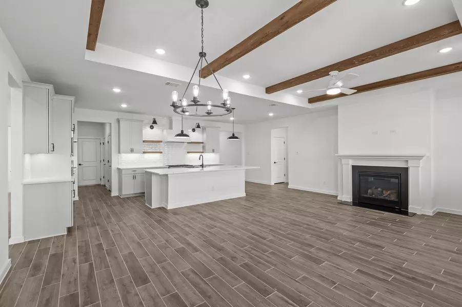 12610 Old Fashion CIR, Mont Belvieu, TX 77535