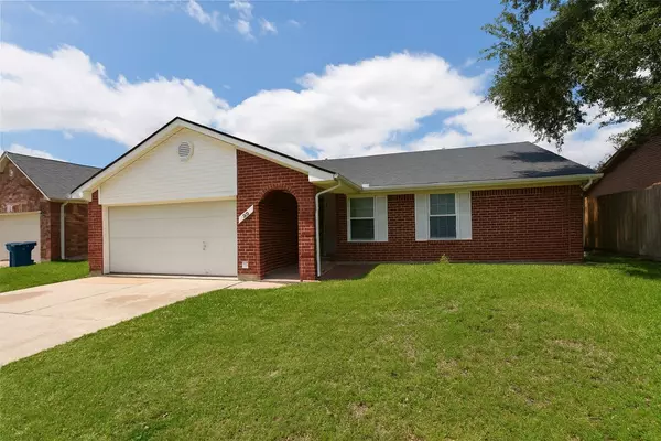 919 Moorside LN, Channelview, TX 77530