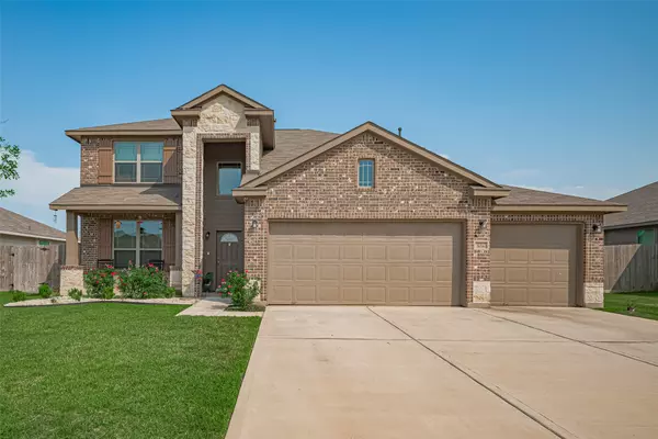 308 Morning Dove TRL, Sealy, TX 77474