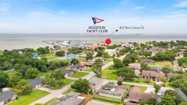 La Porte, TX 77571,422 Bay Colony DR