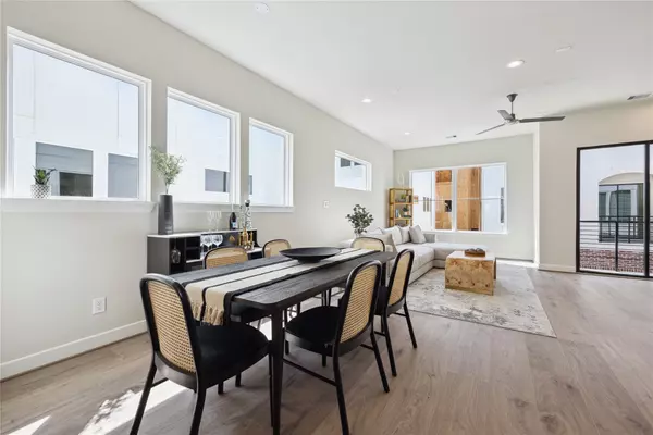 Houston, TX 77011,137 Eastwood ST