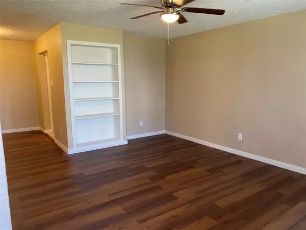 Houston, TX 77091,5625 Antoine DR #601