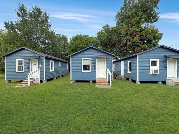 3044 W Crockett ST, Beaumont, TX 77701
