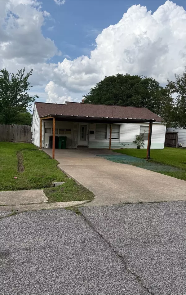 13339 Emporia ST, Houston, TX 77015