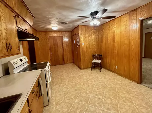 Silsbee, TX 77656,1815 Lee Miller RD