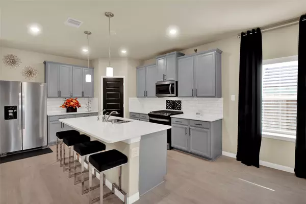 Rosenberg, TX 77471,6011 Wayne WAY