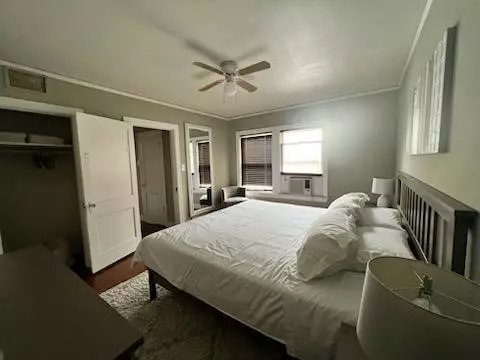 Houston, TX 77098,1920 Richmond AVE #14