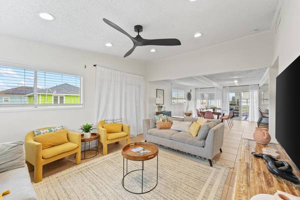 16526 Jamaica Beach RD, Jamaica Beach, TX 77554