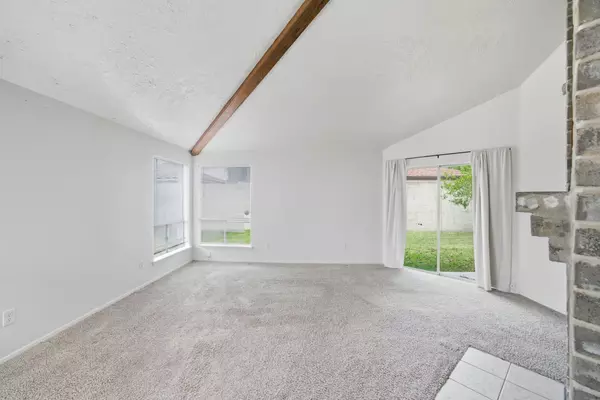 Houston, TX 77040,8359 Shadow Wind DR