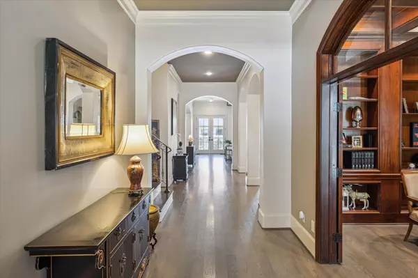 Bellaire, TX 77401,5118 Aspen ST