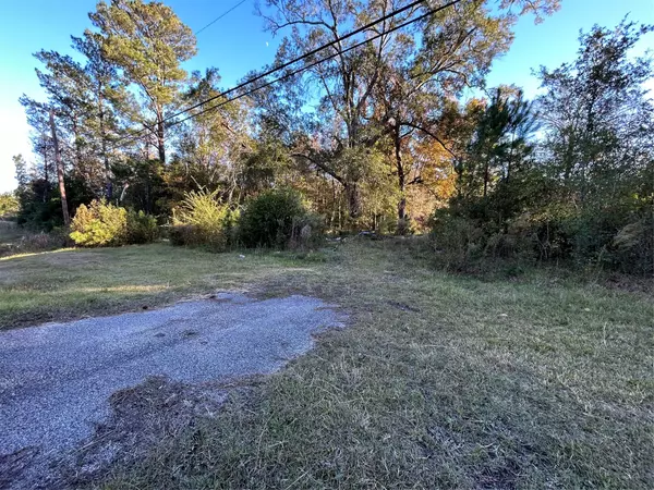 Silsbee, TX 77656,3571 W Highway 327