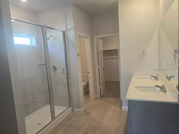 College Station, TX 77845,977 Lady Bird LN