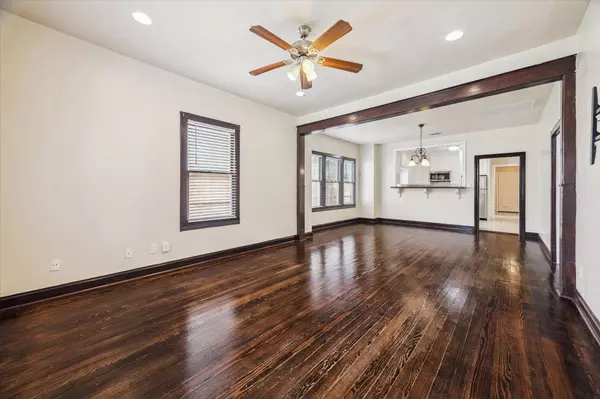 Houston, TX 77008,345 W 22nd ST