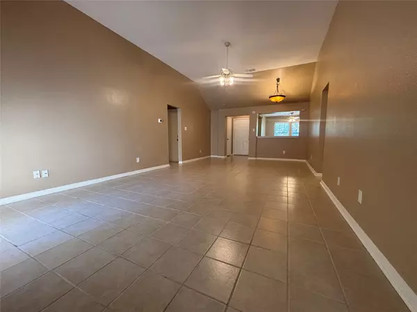 Conroe, TX 77302,3815 Maple DR