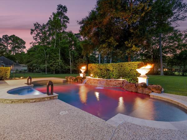 9810 Clubhouse CIR, Magnolia, TX 77354