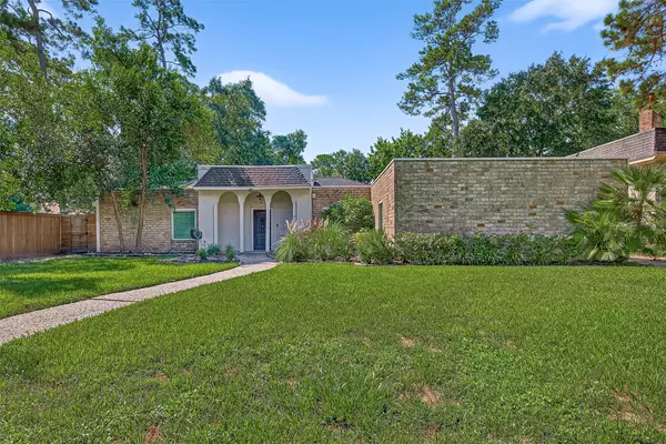 10519 Fawnview DR, Houston, TX 77070