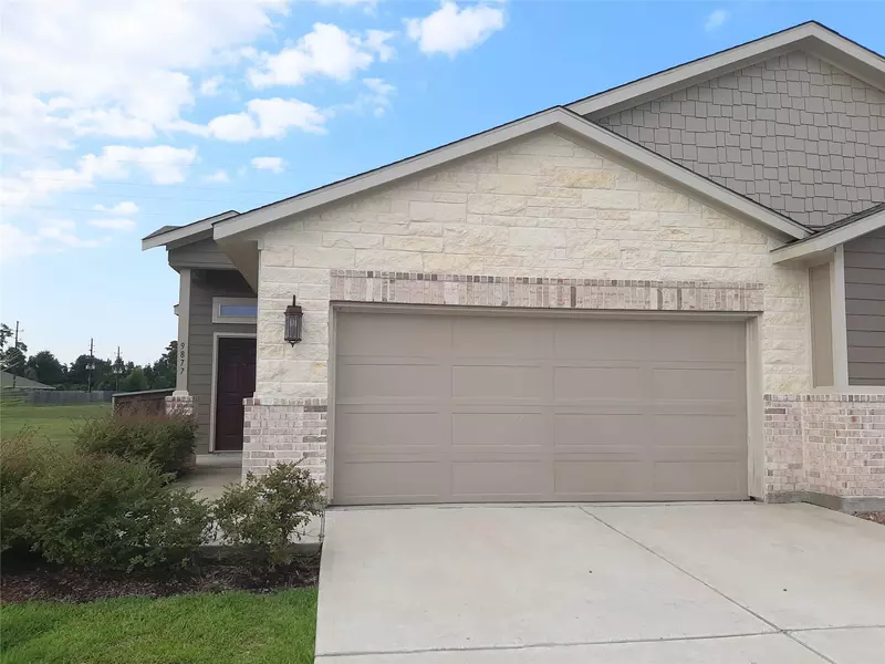 9877 Grosbeak LN, Magnolia, TX 77354