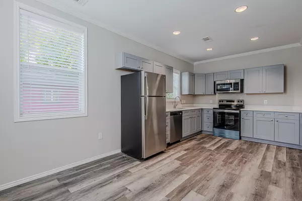 Houston, TX 77004,3704 Sauer ST