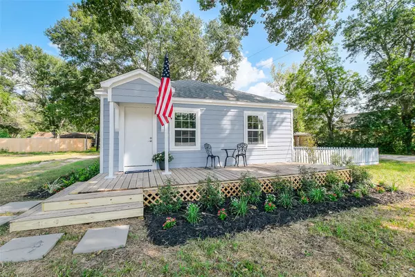 Wallis, TX 77485,7510 Highway 60