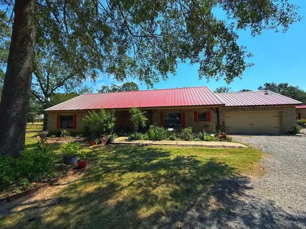 Centerville, TX 75833,2814 CR 2011