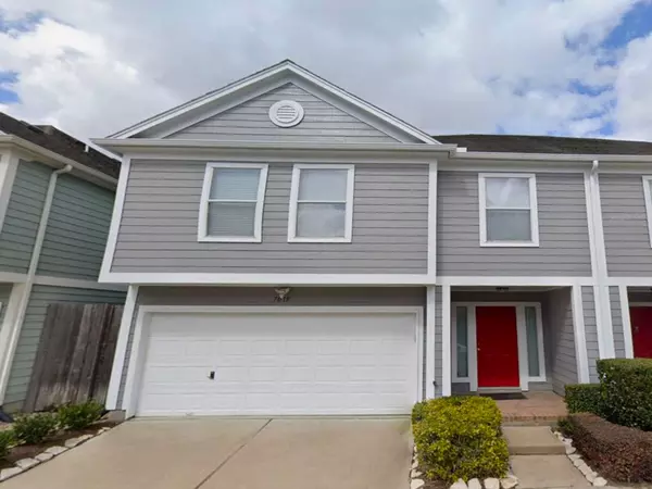 7019 Woodridge Square DR, Houston, TX 77087