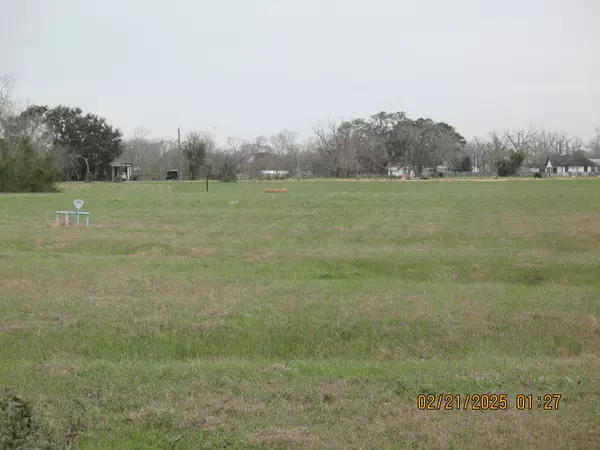 Angleton, TX 77515,23110 Fm-521