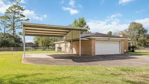 Brazoria, TX 77422,2210 County Road 769b