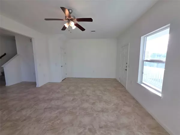 Hitchcock, TX 77563,8810 Bent Oak LN