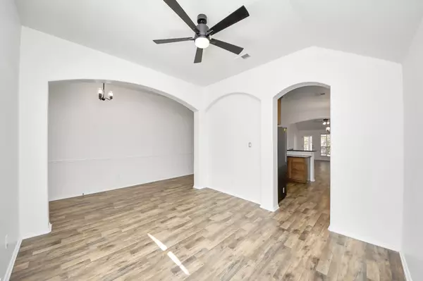 Pinehurst, TX 77362,12014 Carol LN