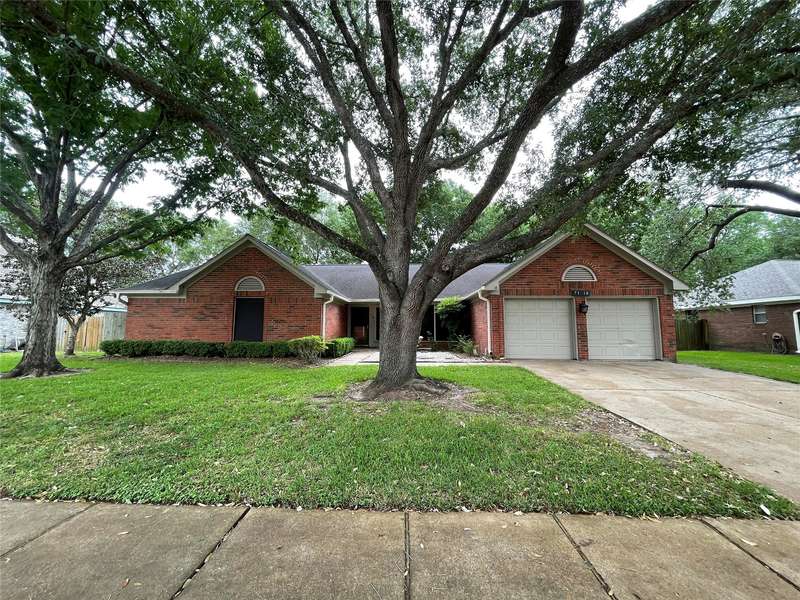 7110 Pembrough LN, Katy, TX 77494