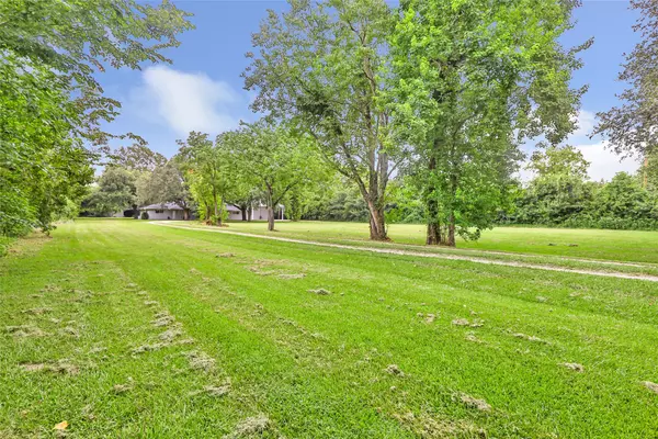 Crosby, TX 77532,16716 Bohemian Hall RD