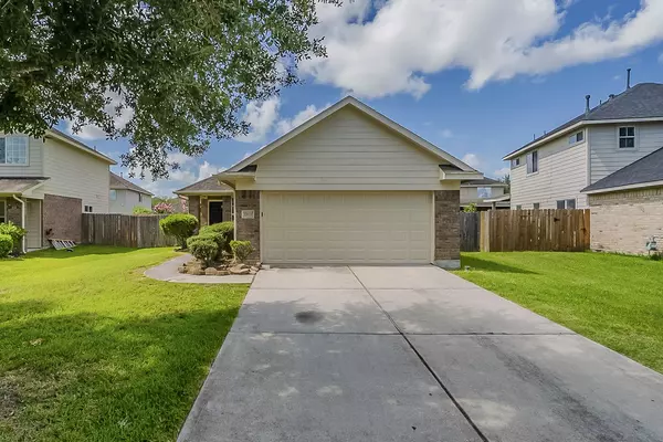 8902 Waterpine DR, Humble, TX 77338