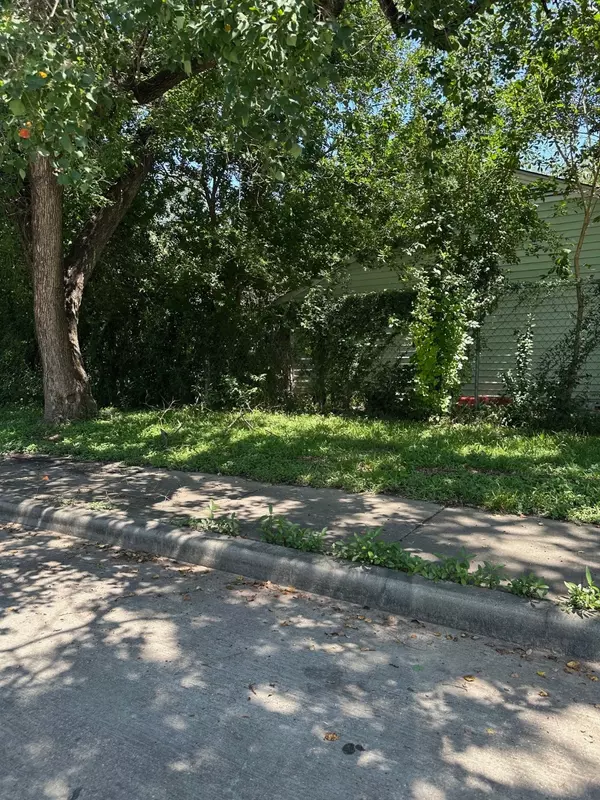 Houston, TX 77033,6003 Southmont ST