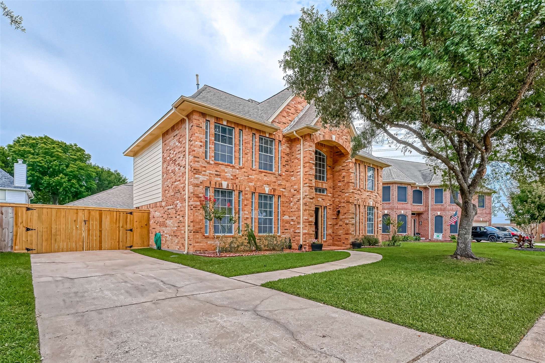 2514 Sand Bar CT,  Seabrook,  TX 77586
