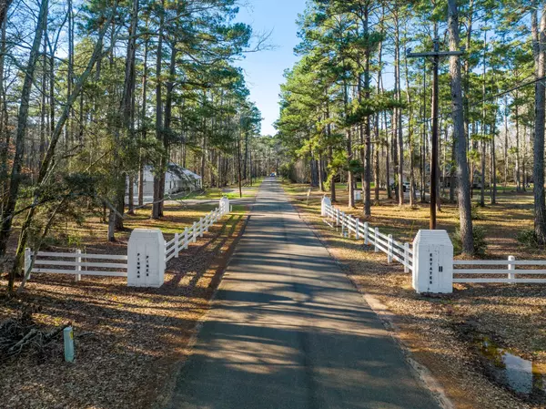 Livingston, TX 77351,6789 Chain RD