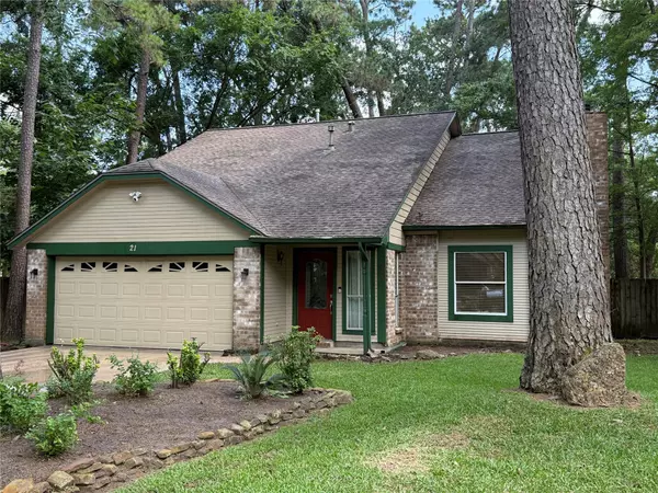 21 Edgewood Forest CT, The Woodlands, TX 77381